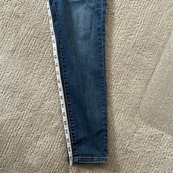 Banana Republic Sculpt Skinny Denim | Size 4 - Picture 6 of 7